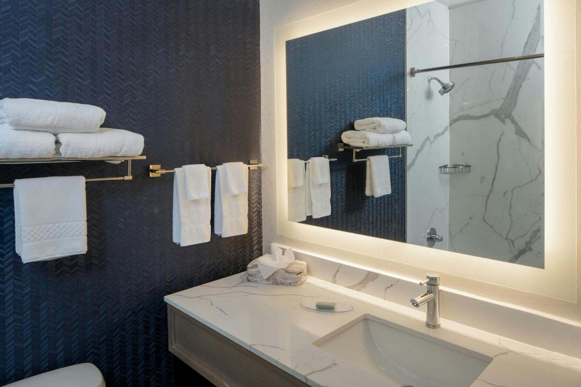 Fairfield Inn & Suites By Marriott Lafayette South Екстериор снимка