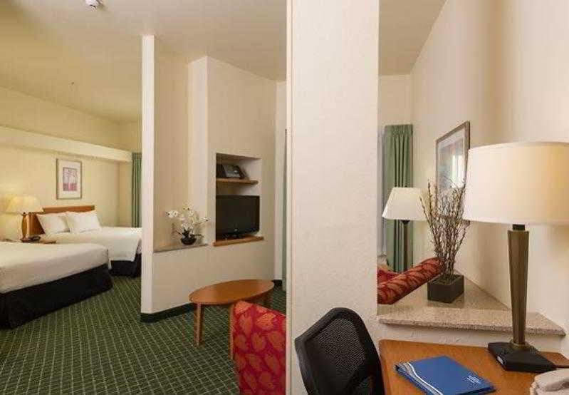Fairfield Inn & Suites By Marriott Lafayette South Екстериор снимка